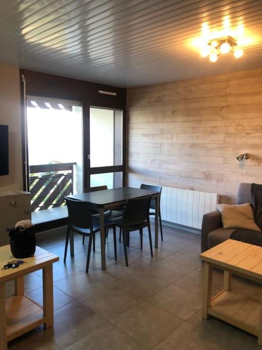 Residence Les Martinets, Grand Studio Vue Degagee, 4 Couchages, Cellier, Meuble De Tourisme 3 Etoiles, Parking Gratuit Chamrousse Zewnętrze zdjęcie